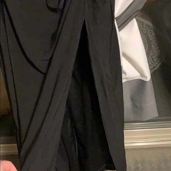 Black evening gown - Picture 3 of 5